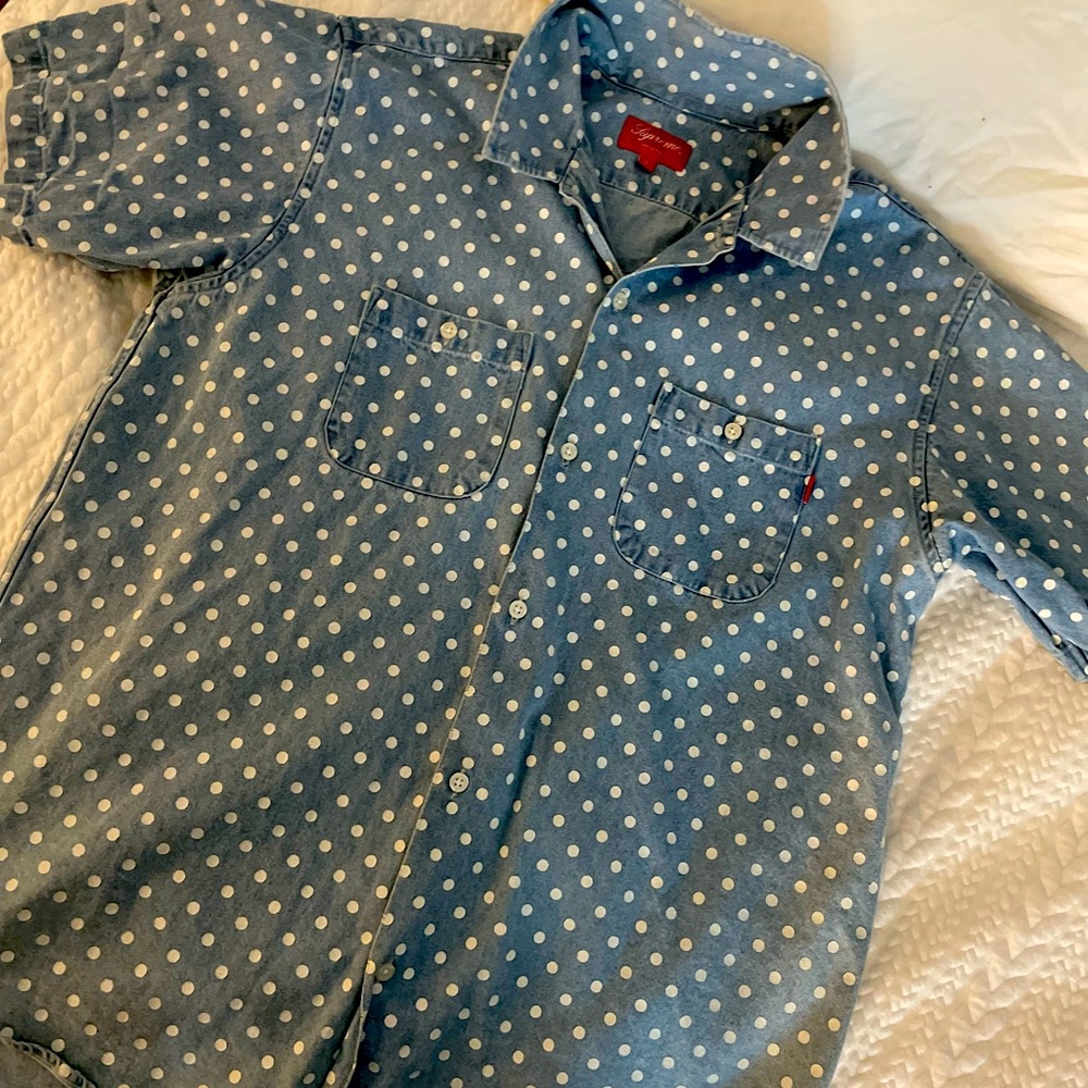 SUPREME polka dot button down short sleeve shirt